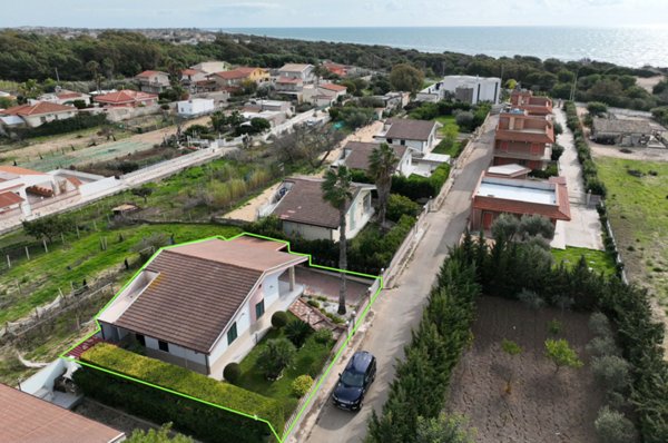 casa indipendente in vendita ad Ispica
