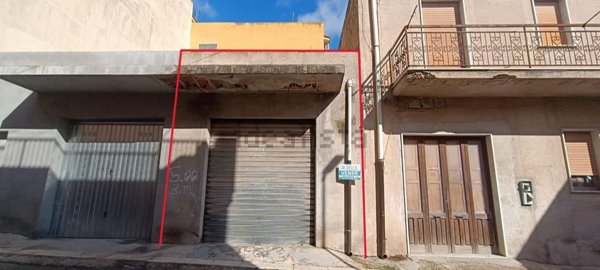 box auto in vendita ad Ispica