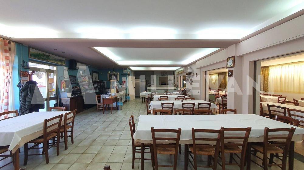 locale commerciale in vendita ad Ispica in zona Santa Maria del Focallo