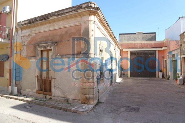 casa indipendente in vendita ad Ispica