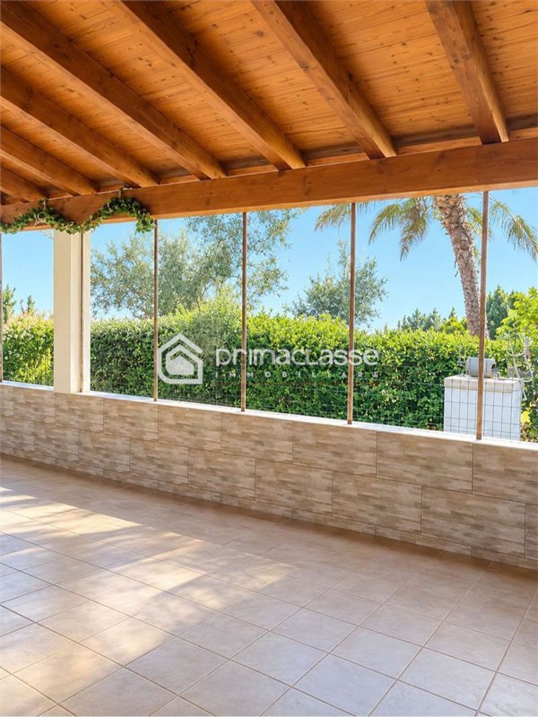 casa indipendente in vendita ad Ispica in zona Santa Maria del Focallo