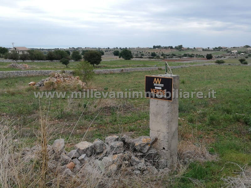 casa indipendente in vendita a Modica