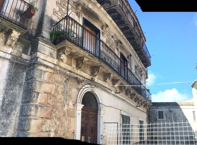 appartamento in affitto a Modica in zona Modica Bassa