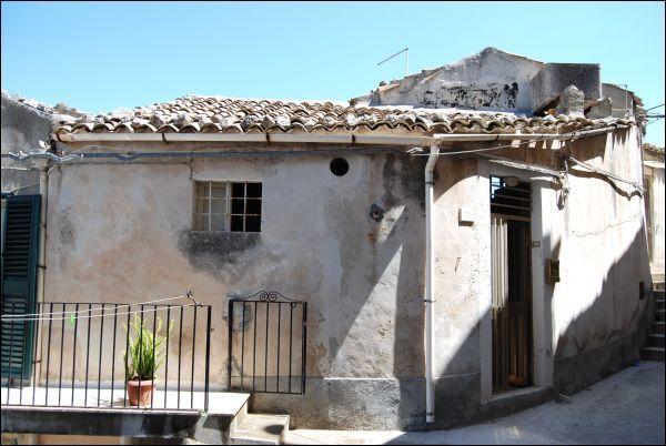 appartamento in vendita a Modica in zona Modica Bassa