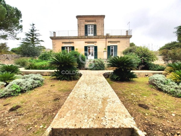 casa indipendente in vendita a Modica in zona Sacro Cuore