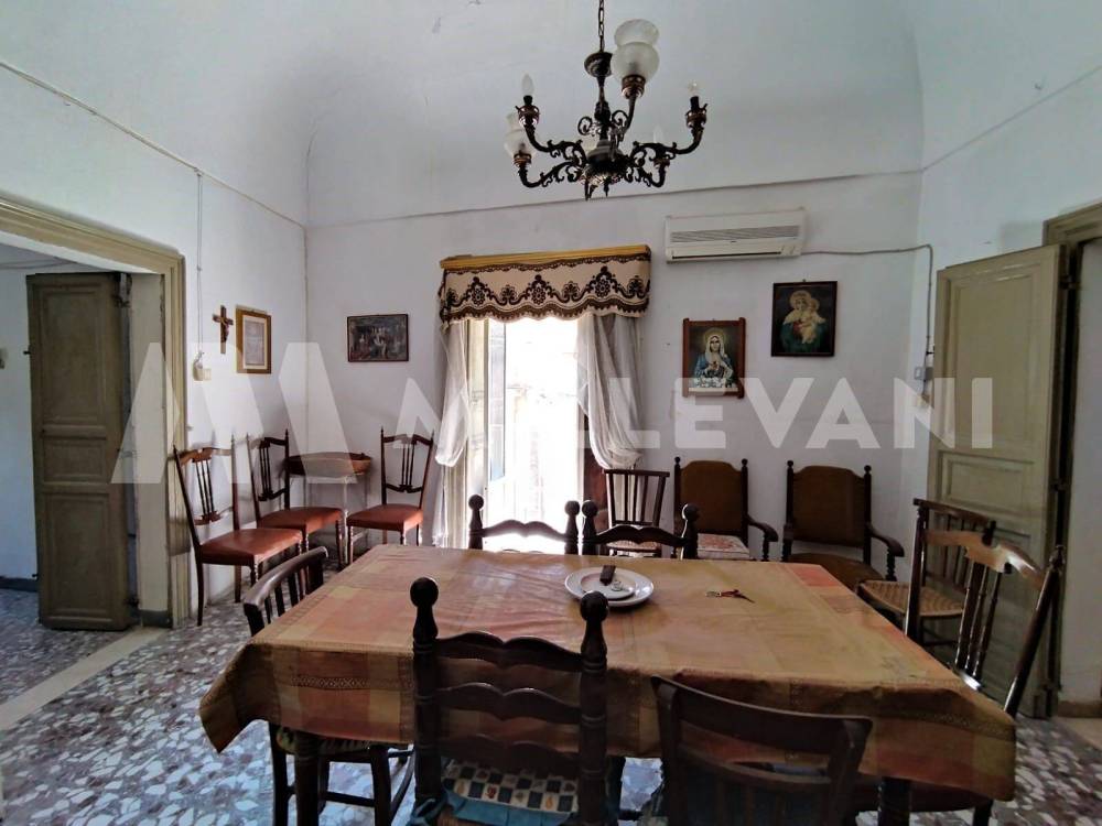 casa indipendente in vendita a Modica