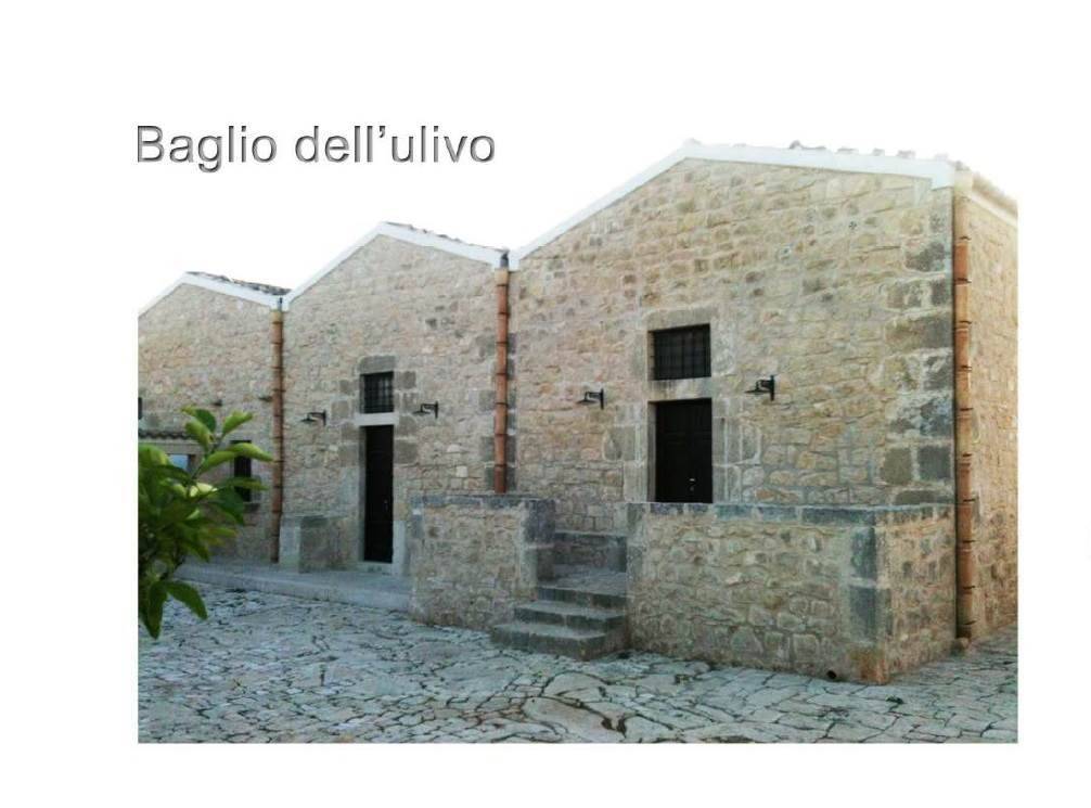 casa indipendente in vendita a Modica