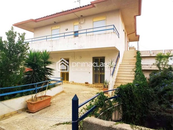 casa indipendente in vendita a Modica in zona Marina di Modica