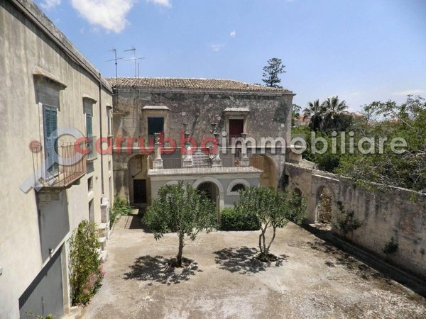 casa indipendente in vendita a Modica in zona Sacro Cuore