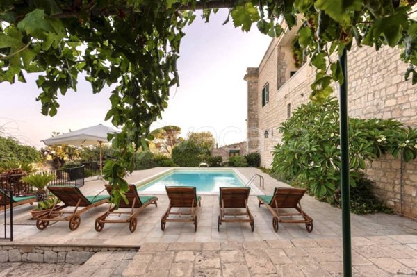 casa indipendente in vendita a Modica