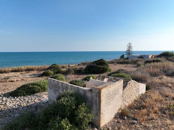 terreno edificabile in vendita a Modica in zona Marina di Modica