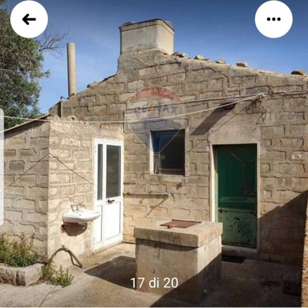 casa indipendente in vendita a Modica