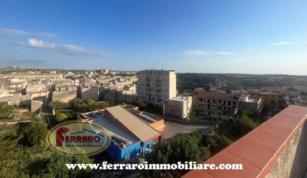 appartamento in vendita a Modica in zona Modica Alta
