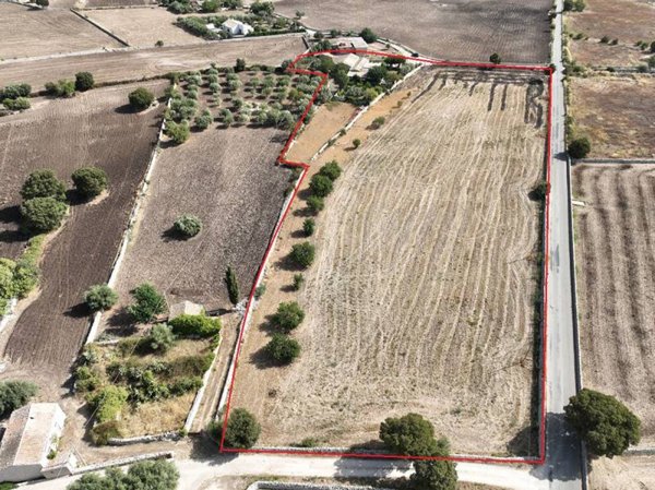 casa indipendente in vendita a Modica in zona Frigintini