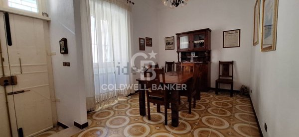 casa indipendente in vendita a Modica in zona Modica Bassa