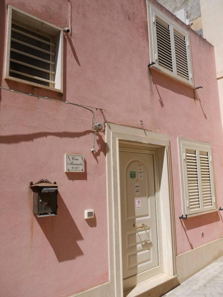 casa indipendente in vendita a Modica in zona Modica Alta