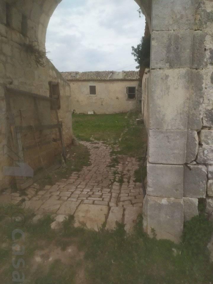 casa indipendente in vendita a Modica in zona Zappulla