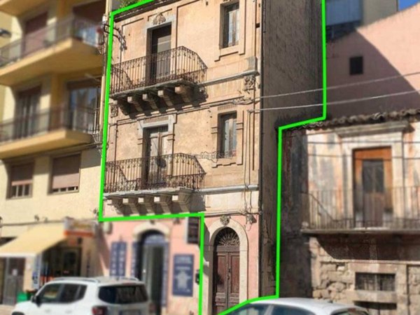 casa indipendente in vendita a Modica in zona Modica Bassa
