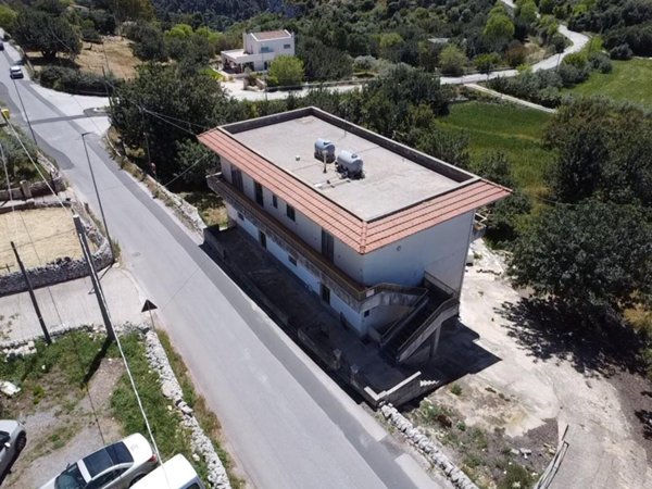 casa indipendente in vendita a Modica