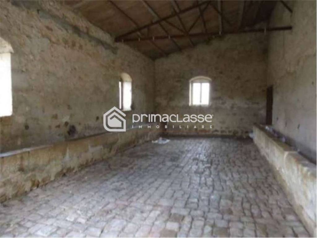 casa indipendente in vendita a Modica