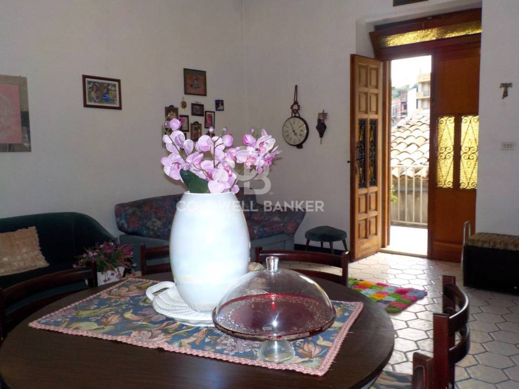 casa indipendente in vendita a Modica