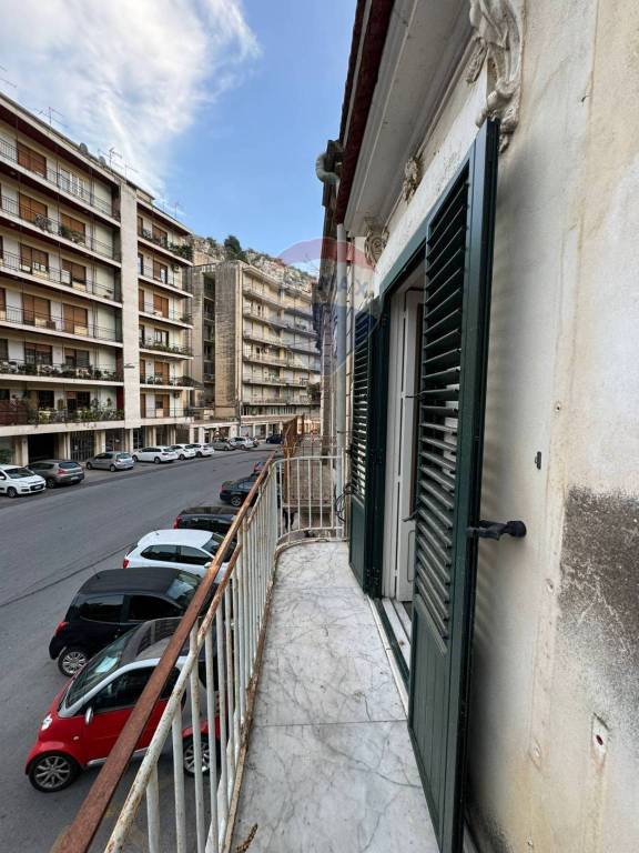 casa indipendente in vendita a Modica in zona Modica Bassa