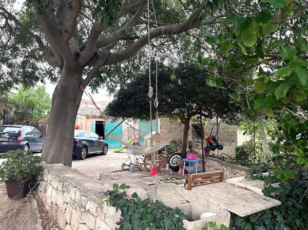 casa indipendente in vendita a Modica in zona Sacro Cuore