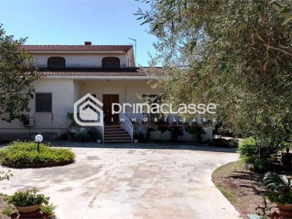 casa indipendente in vendita a Modica in zona Zappulla
