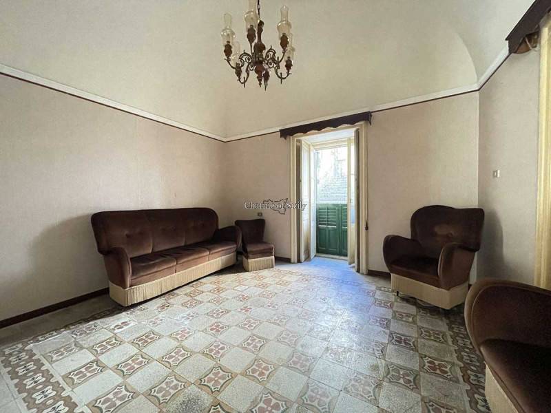 appartamento in vendita a Modica in zona Modica Bassa