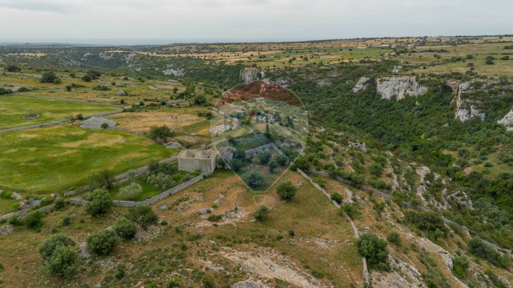 casa indipendente in vendita a Modica