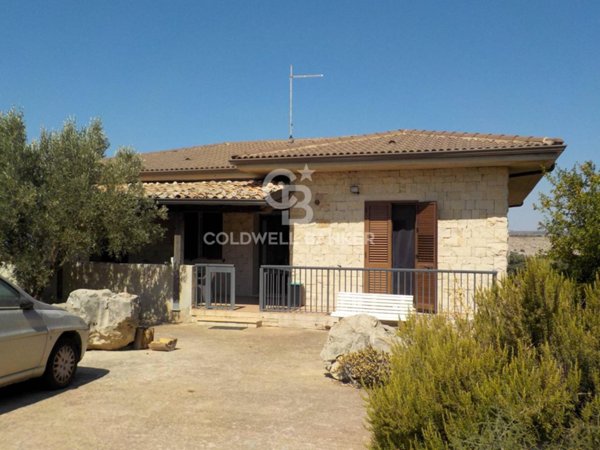 casa indipendente in vendita a Modica in zona Sacro Cuore