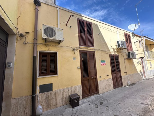 casa indipendente in vendita a Modica in zona Modica Alta