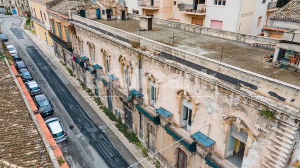 appartamento in vendita a Modica in zona Modica Bassa