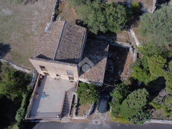 casa indipendente in vendita a Modica in zona Frigintini