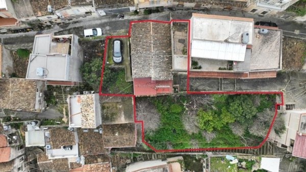casa indipendente in vendita a Modica in zona Modica Bassa