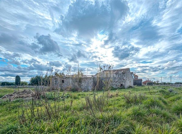 casa indipendente in vendita a Modica