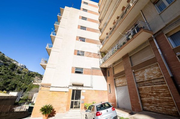 appartamento in vendita a Modica in zona Modica Bassa