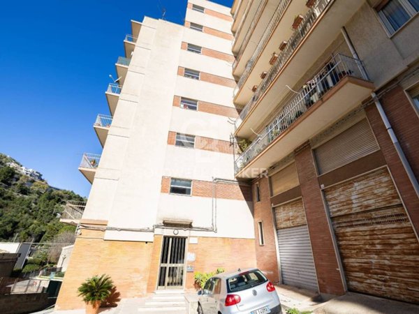 appartamento in vendita a Modica in zona Modica Bassa