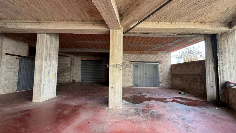 locale di sgombero in vendita a Modica in zona Sacro Cuore