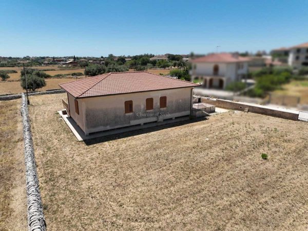 casa indipendente in vendita a Modica in zona Sacro Cuore