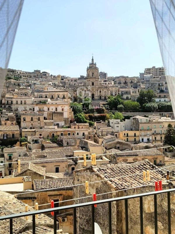 casa indipendente in vendita a Modica in zona Modica Bassa