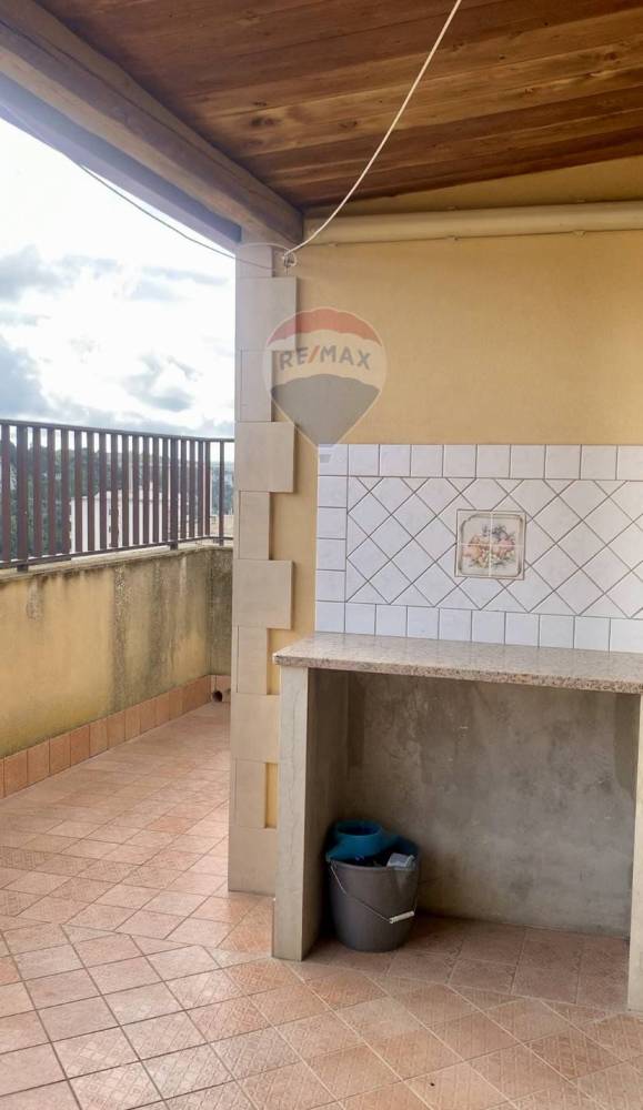 casa indipendente in vendita a Modica