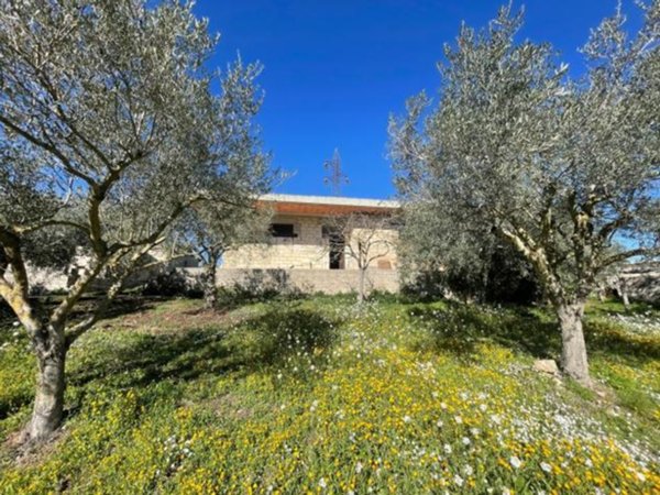 casa indipendente in vendita a Modica