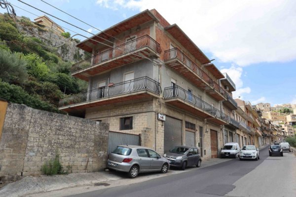 appartamento in vendita a Modica in zona Modica Bassa