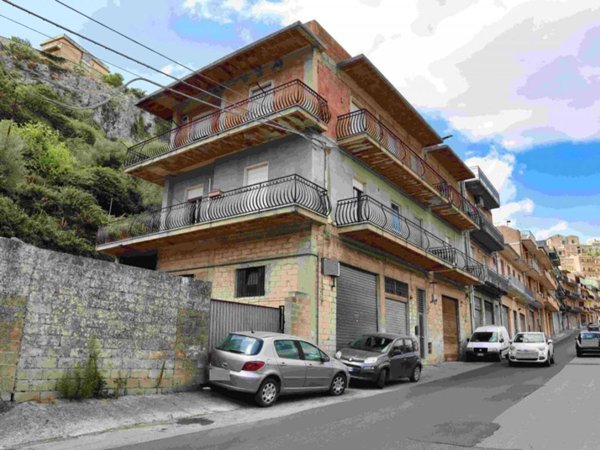 appartamento in vendita a Modica in zona Modica Bassa