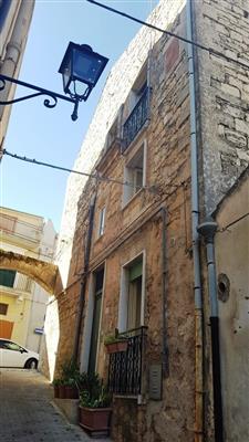 casa indipendente in vendita a Modica in zona Modica Alta