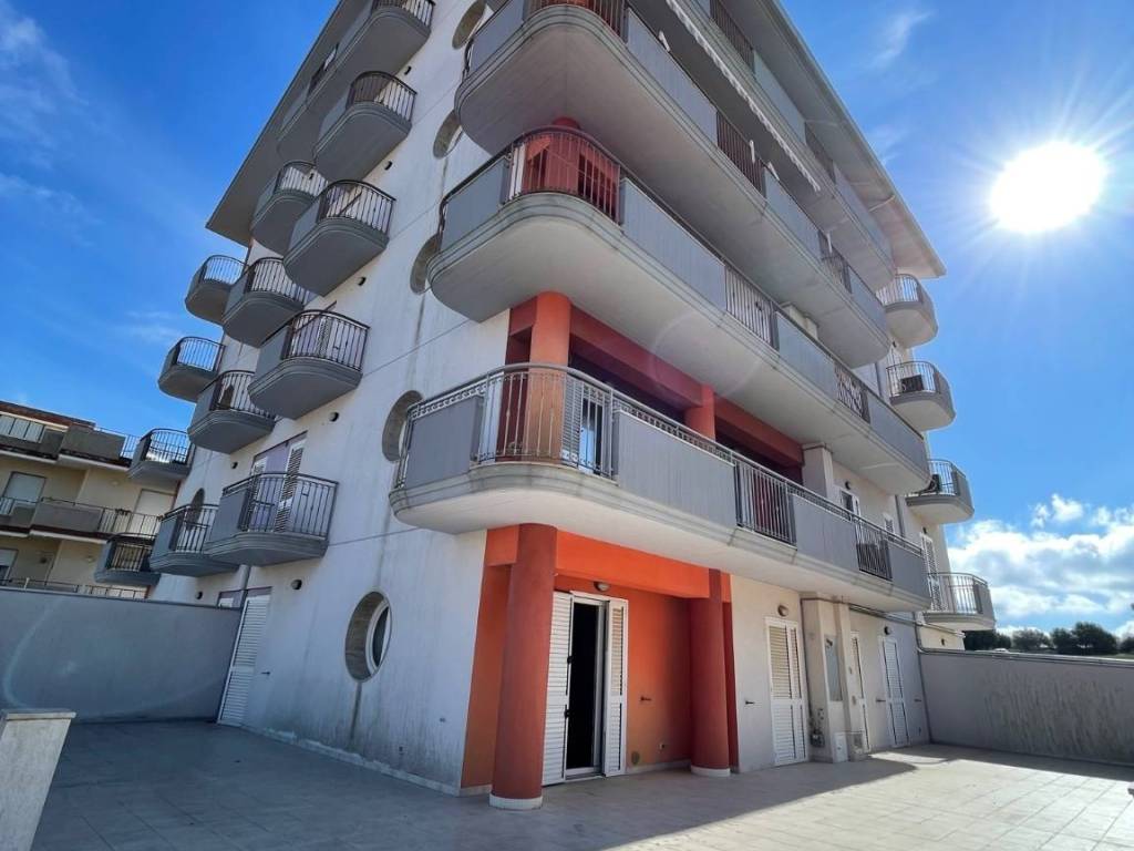 appartamento in vendita a Modica in zona Frigintini