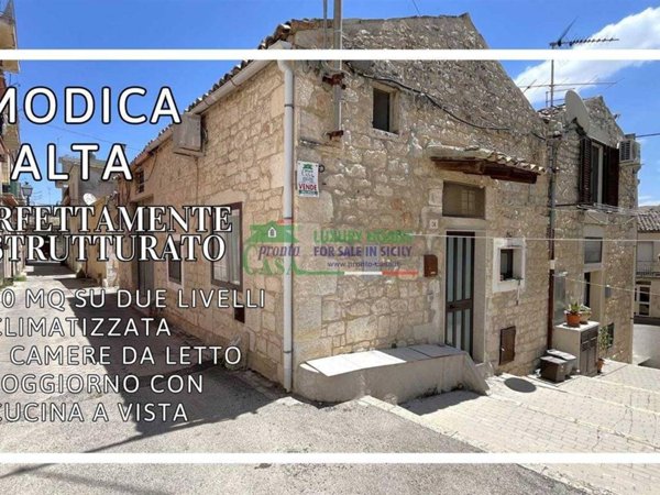 casa indipendente in vendita a Modica in zona Modica Alta