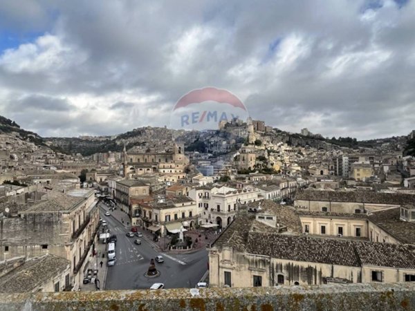appartamento in vendita a Modica in zona Modica Bassa