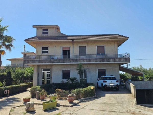 casa indipendente in vendita a Modica in zona Sacro Cuore